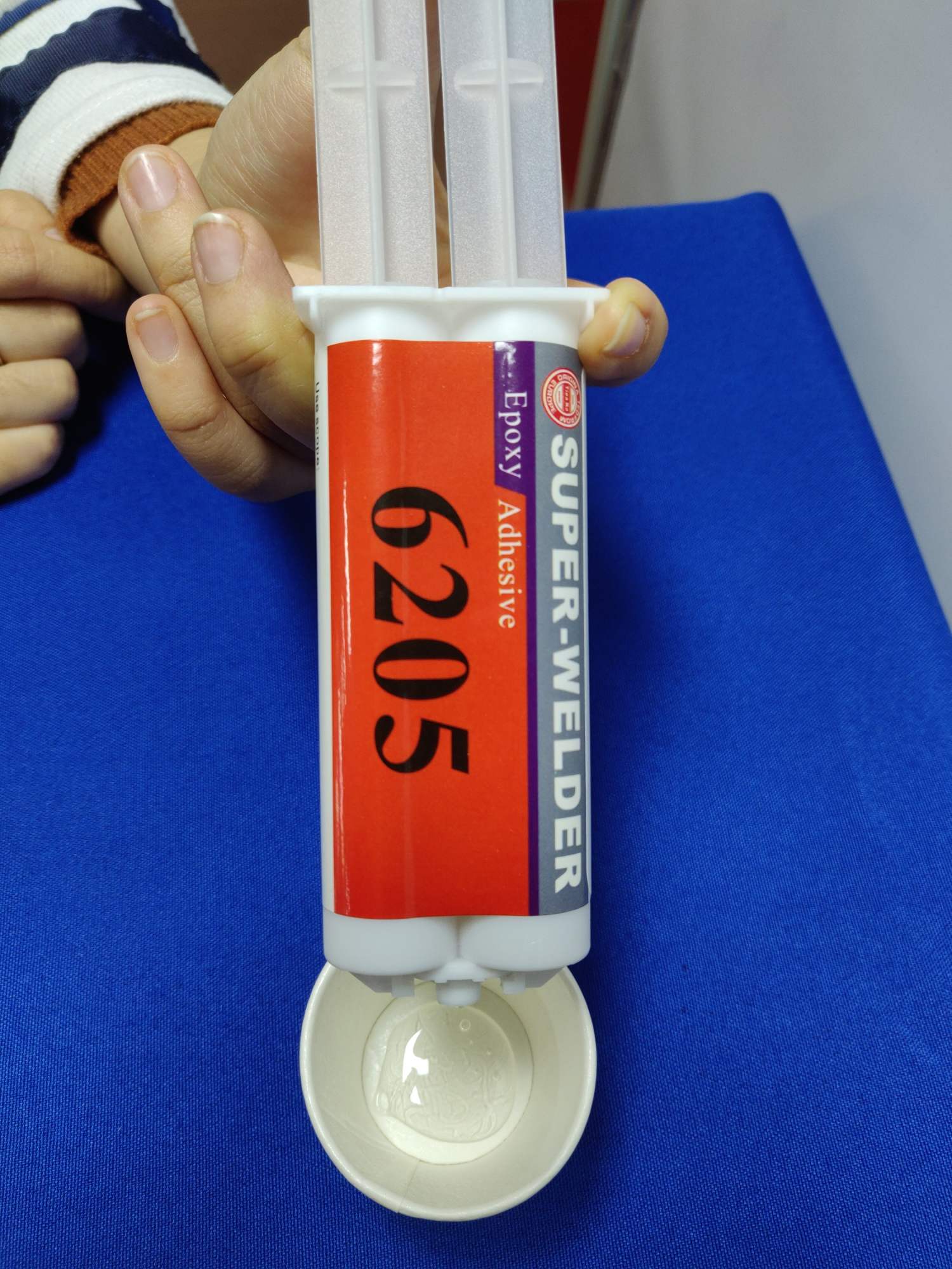 环氧树脂胶液体状态 环氧树脂胶液体状态